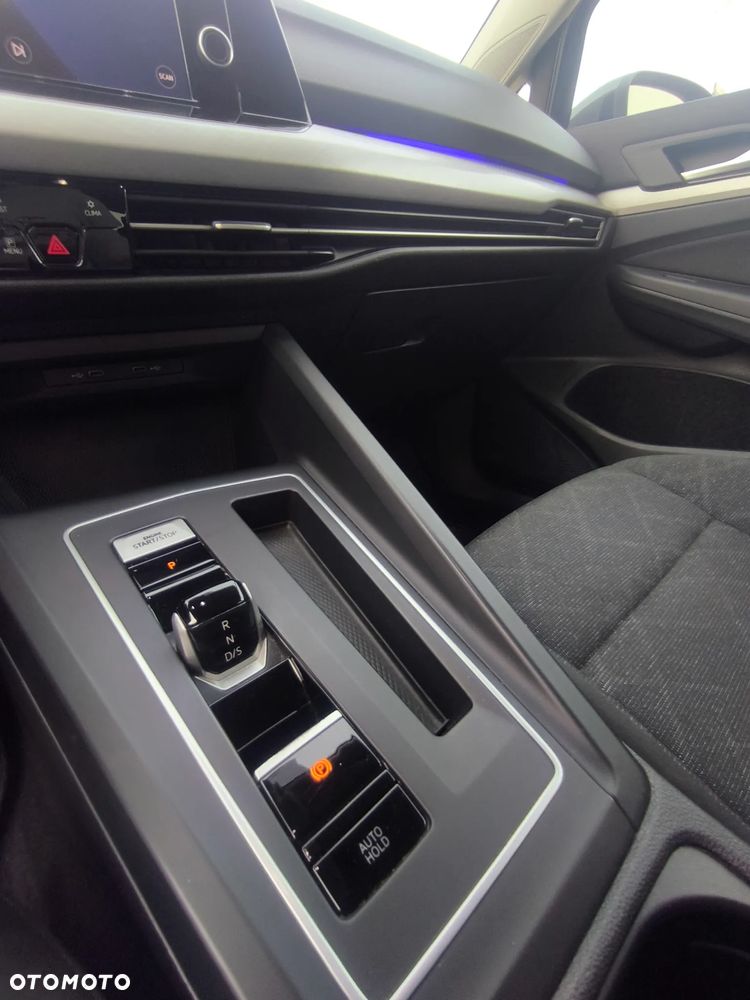 Volkswagen Golf Variant - 36