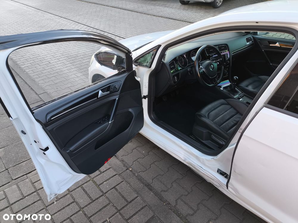 Volkswagen Golf 2.0 BlueTDI Highline - 10