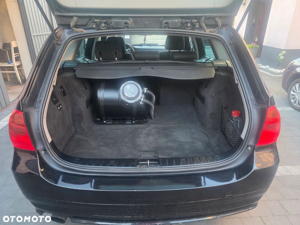 BMW Seria 3 - 19