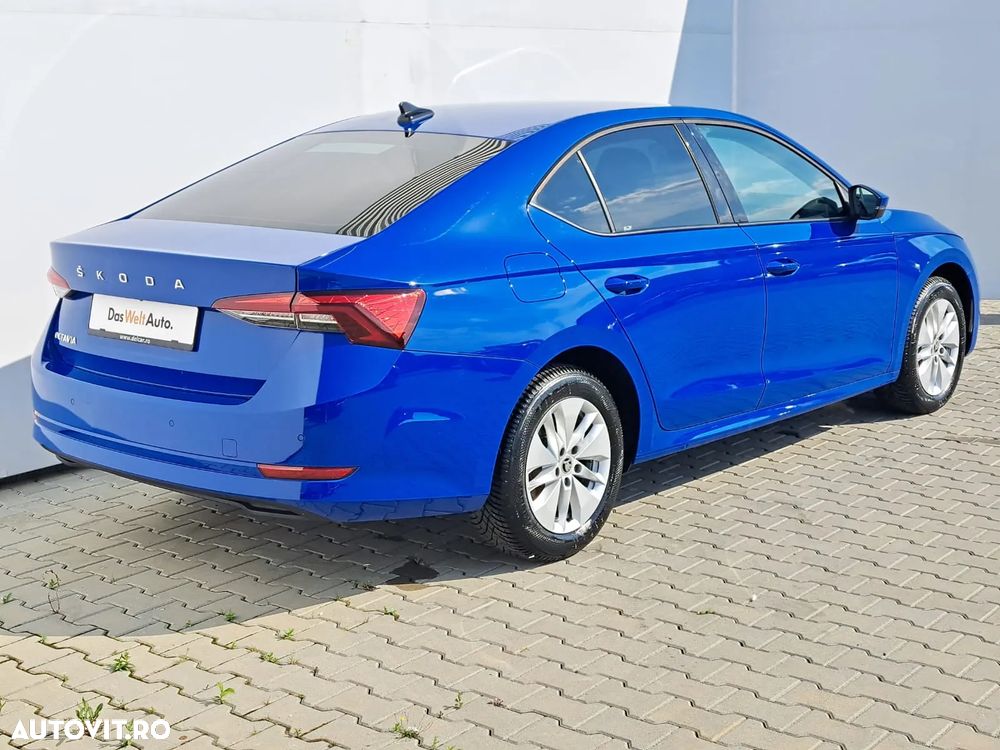 Skoda Octavia 2.0 TDI DSG Ambition - 3