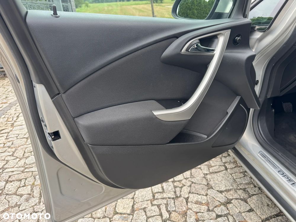 Opel Astra 1.4 Turbo - 24