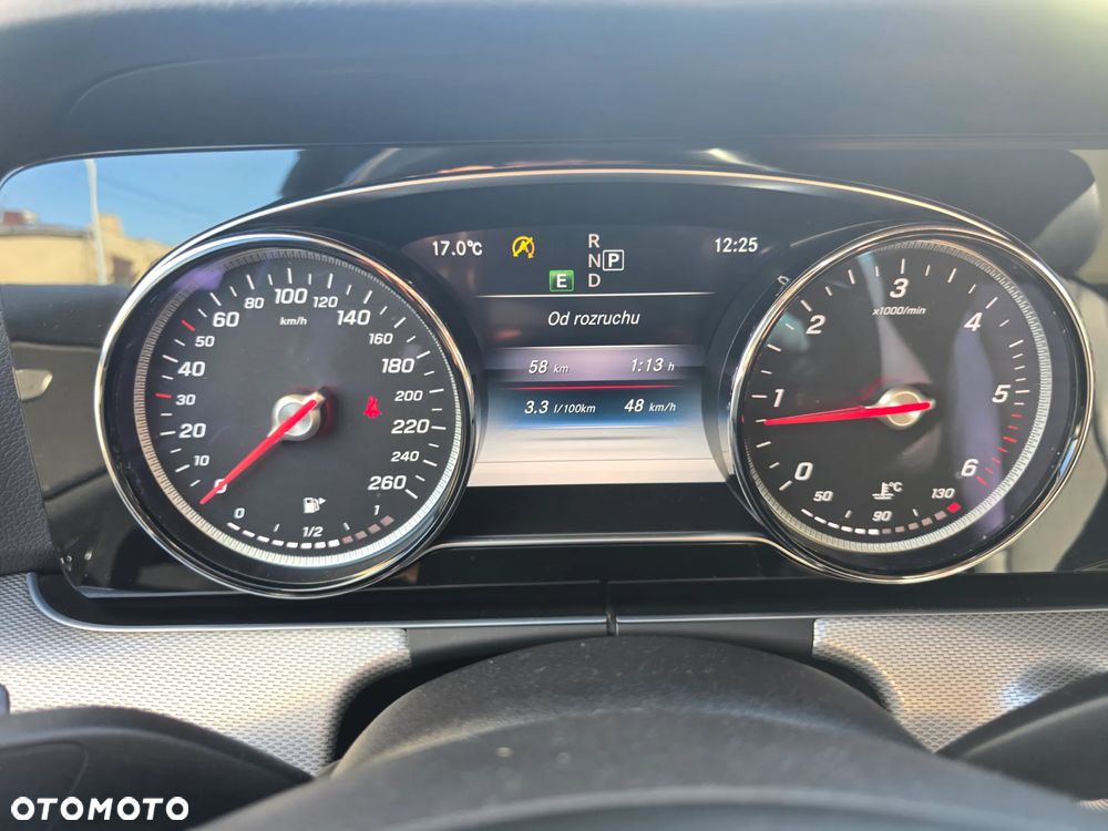 Mercedes-Benz Klasa E 220 d 9G-TRONIC AMG Line - 18