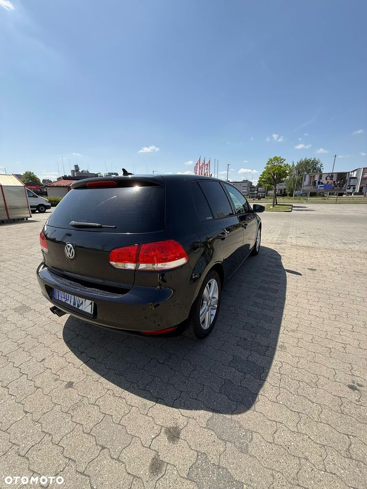 Volkswagen Golf 2.0 TDI Highline - 12