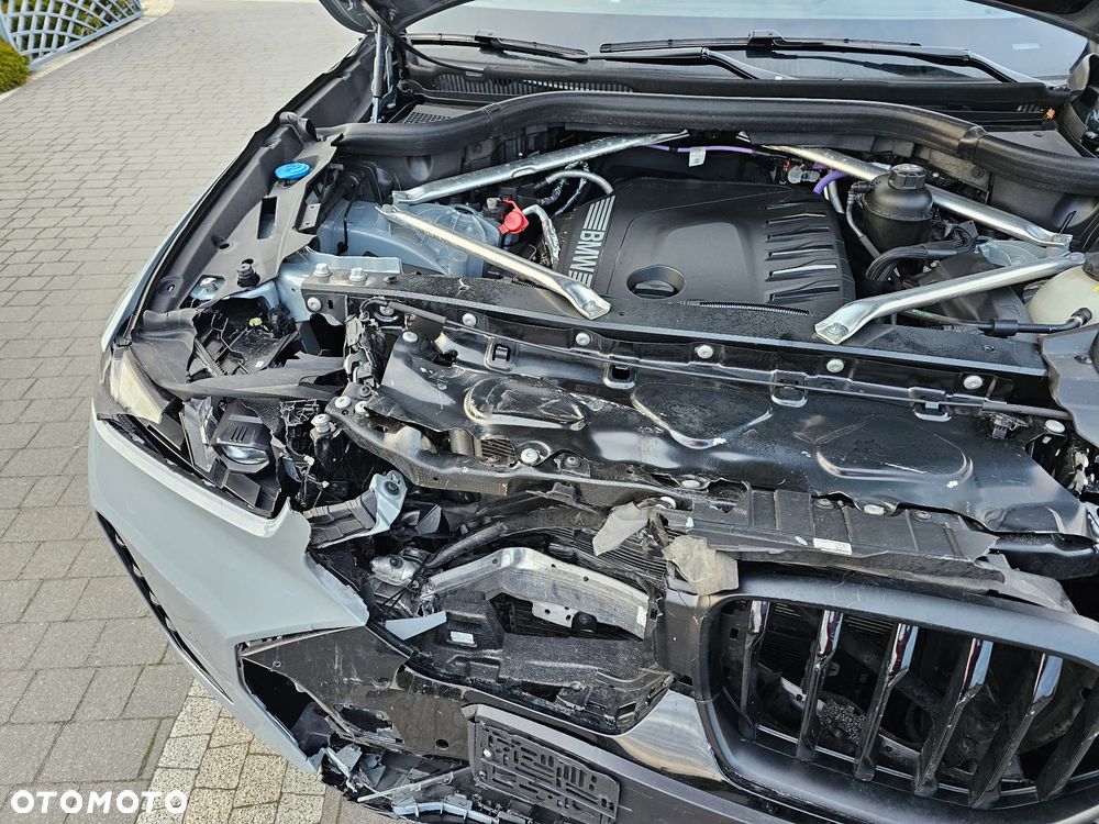 BMW X6 - 25