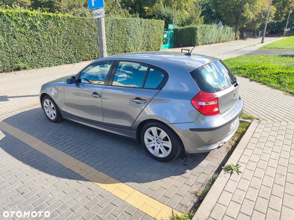 BMW Seria 1 116i - 14