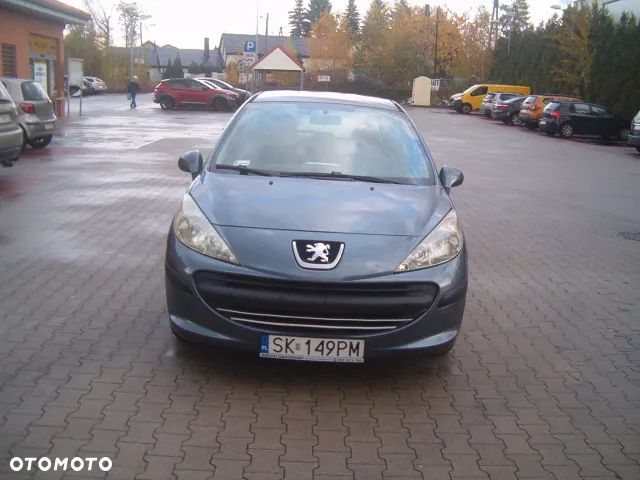 Peugeot 207 - 6