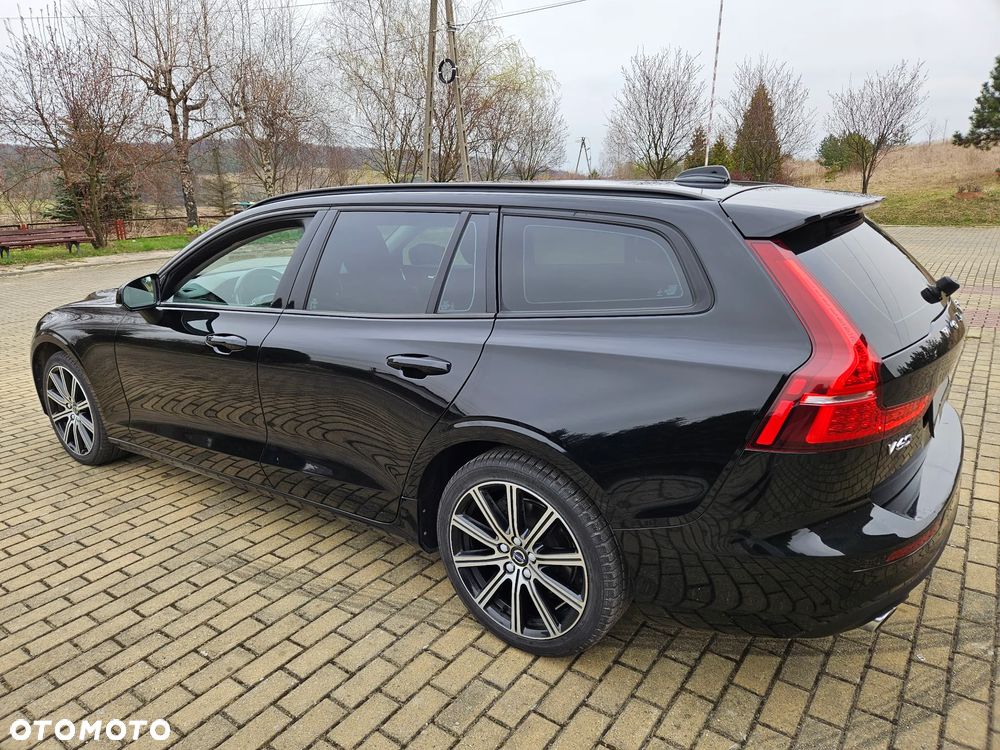 Volvo V60 D4 Momentum Pro - 11