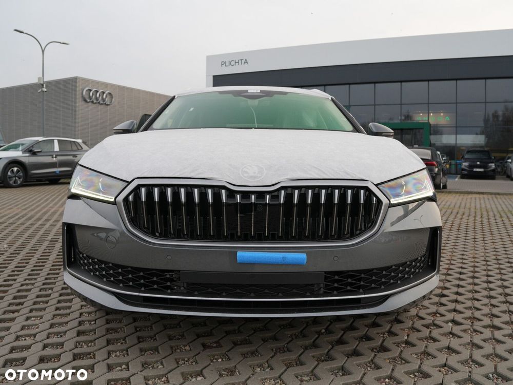 Skoda Superb 2.0 TSI Selection DSG - 6