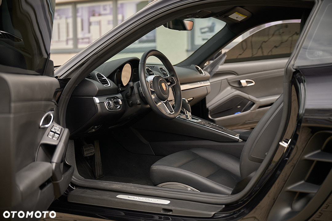 Porsche 718 Cayman PDK - 22