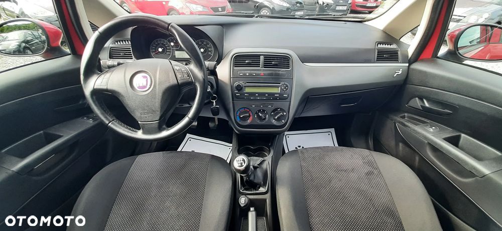 Fiat Grande Punto - 8