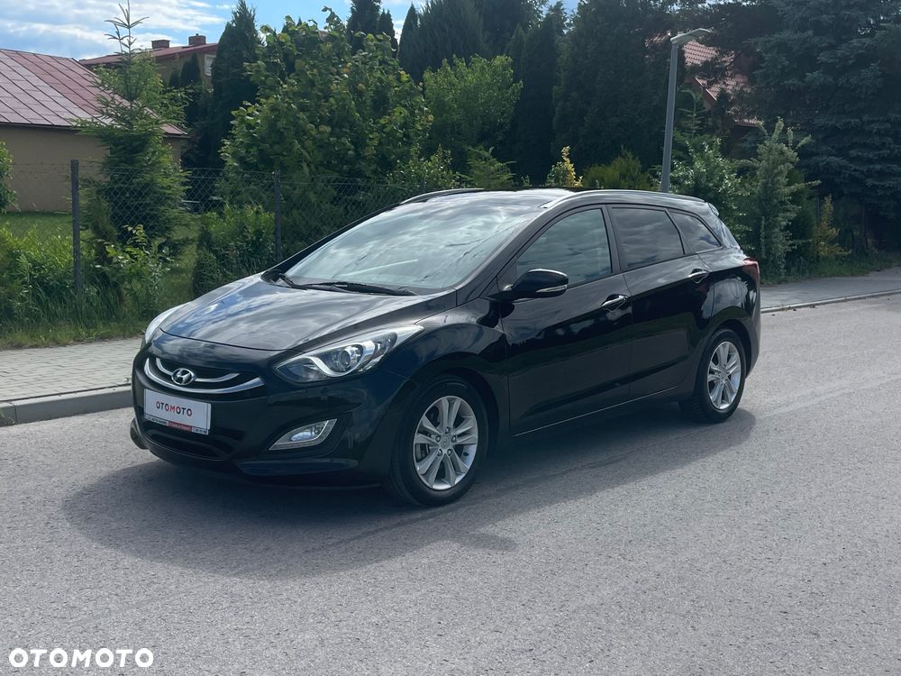 Hyundai i30 blue Kombi 1.6 CRDi Passion - 37