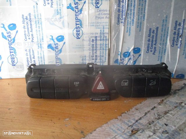 Interruptor A2038217258 MERCEDES W203 2002 4 Piscas - 5