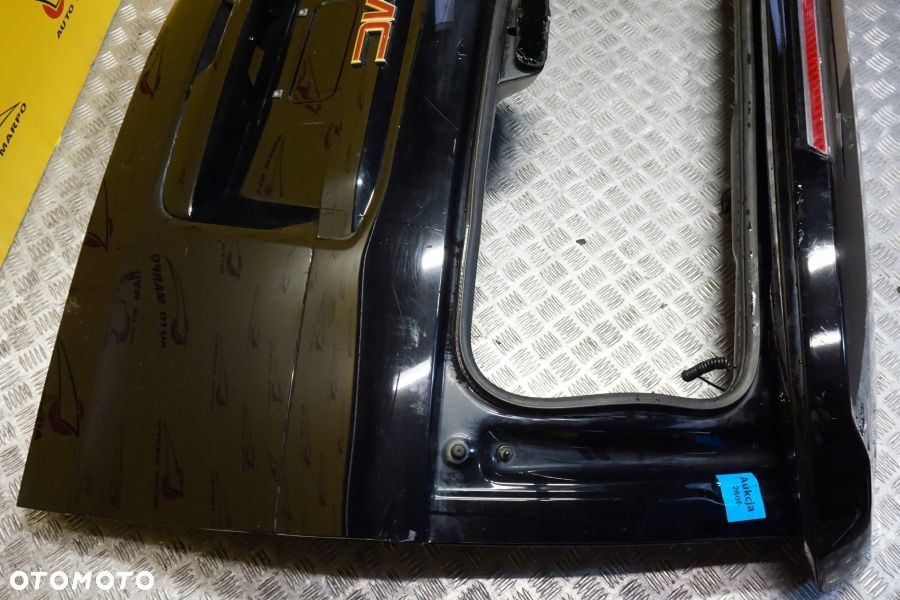 GMC YUKON 2015 - 2020 Klapa Tylna Bagażnika Spoiler Tył USA - 5