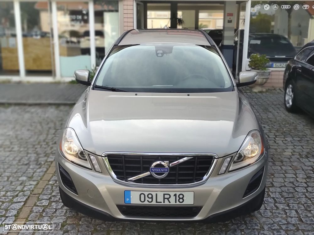 Volvo XC 60 2.0 D3 Drive Momentum Start/Stop - 4