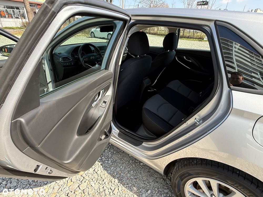 Hyundai i30 1.5 DPI Modern - 8