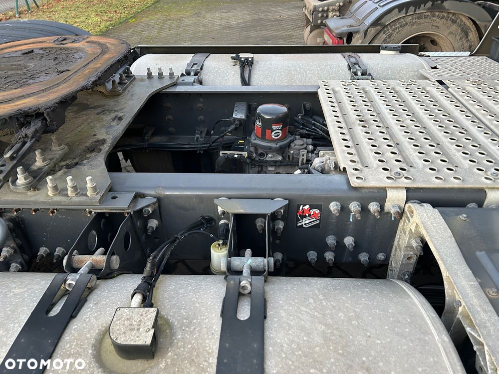 Renault HIGH GAMA T440 13l Volvo 2019 FULL SERWIS VIN: LD ! 13l STANDARD STANDARD / KLIMA POSTOJOWA / FULL OPCJA /  T520 T480 / TOP STAN GAMA T - 20