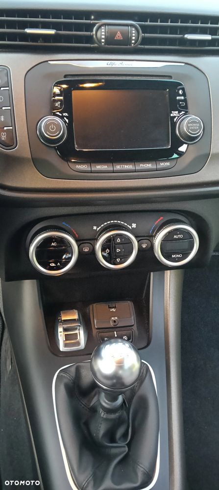 Alfa Romeo Giulietta 2.0 JTDM - 21