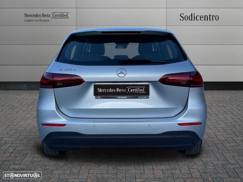 Mercedes-Benz B 180 d - 8