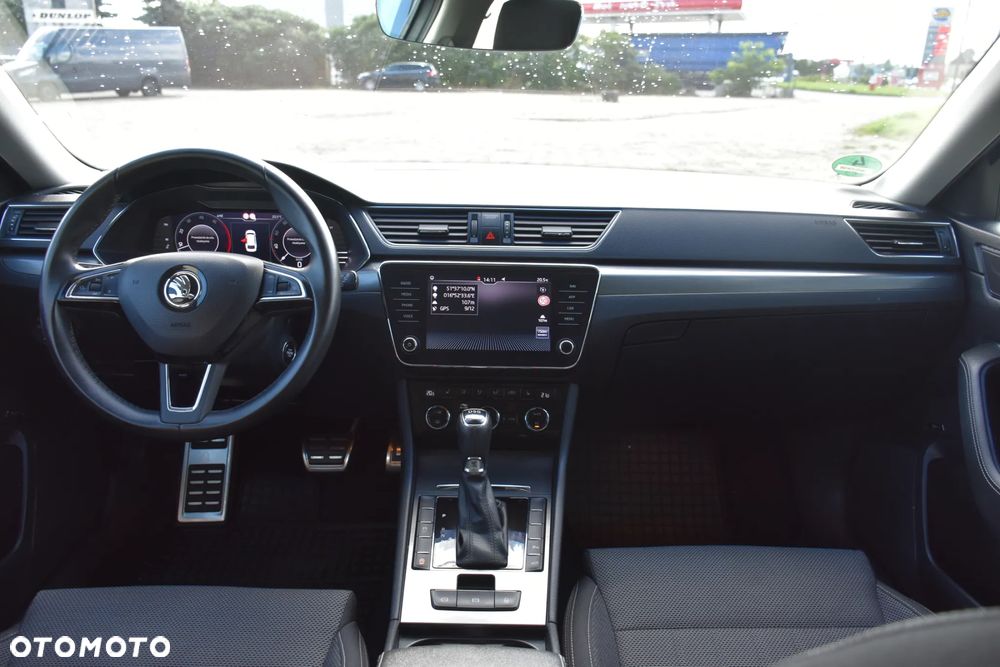 Skoda Superb 2.0 TDI DSG Ambition - 9