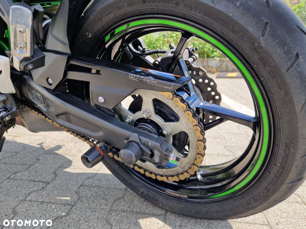 Kawasaki Z 650 - 10