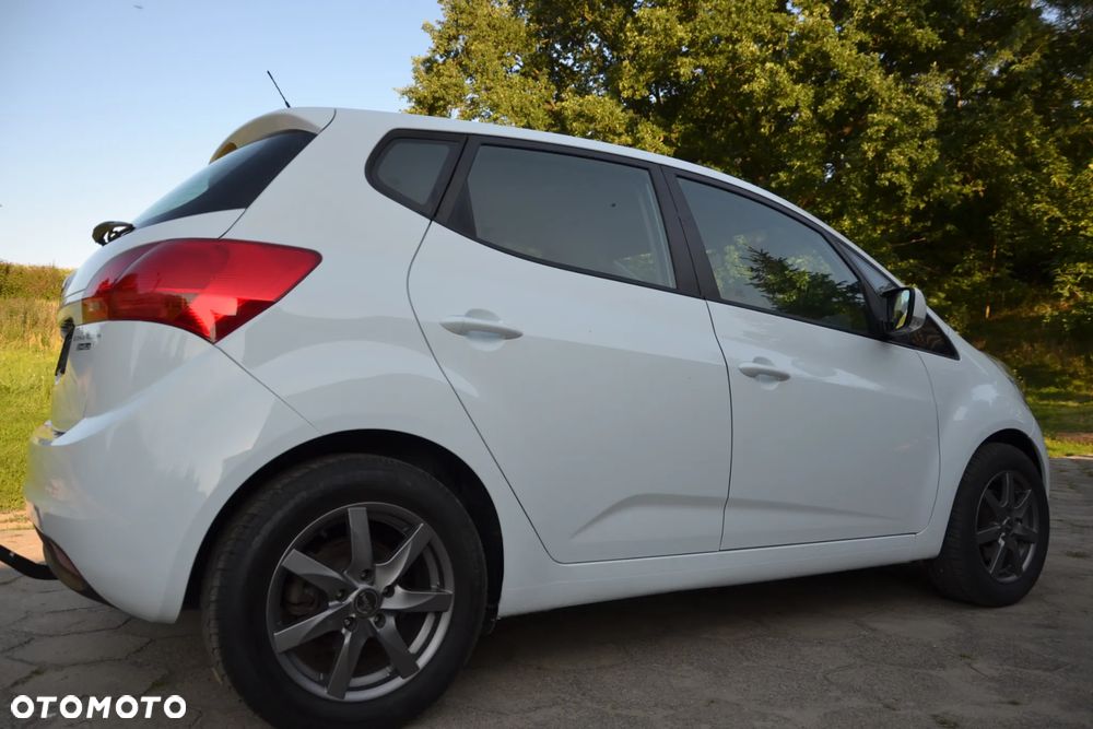 Kia Venga 1.6 CVVT ISG Dream Team Edition - 17