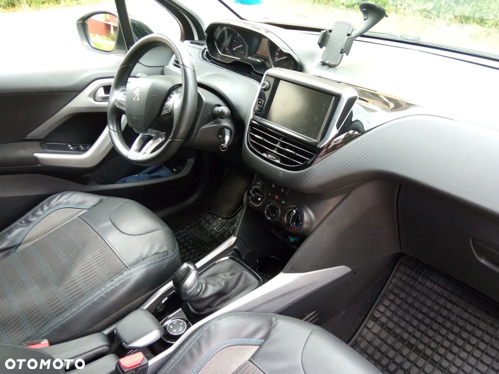 Peugeot 2008 Blue-HDi FAP 100 STOP & START Style - 8