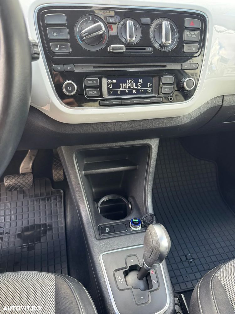 Volkswagen up! 1.0 White - 4