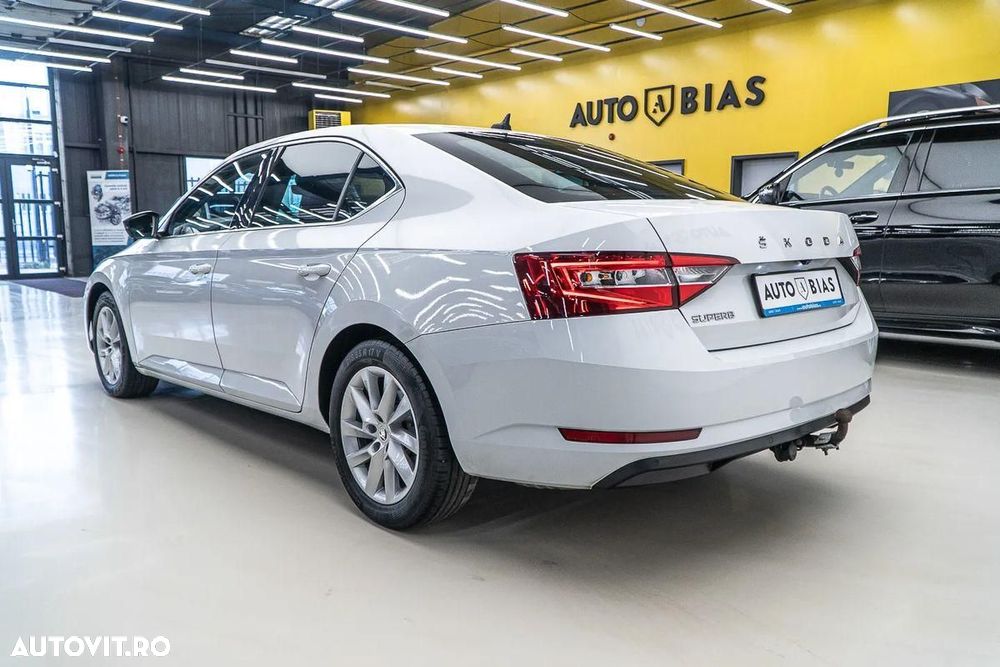 Skoda Superb 1.5 TSI ACT DSG Style - 6