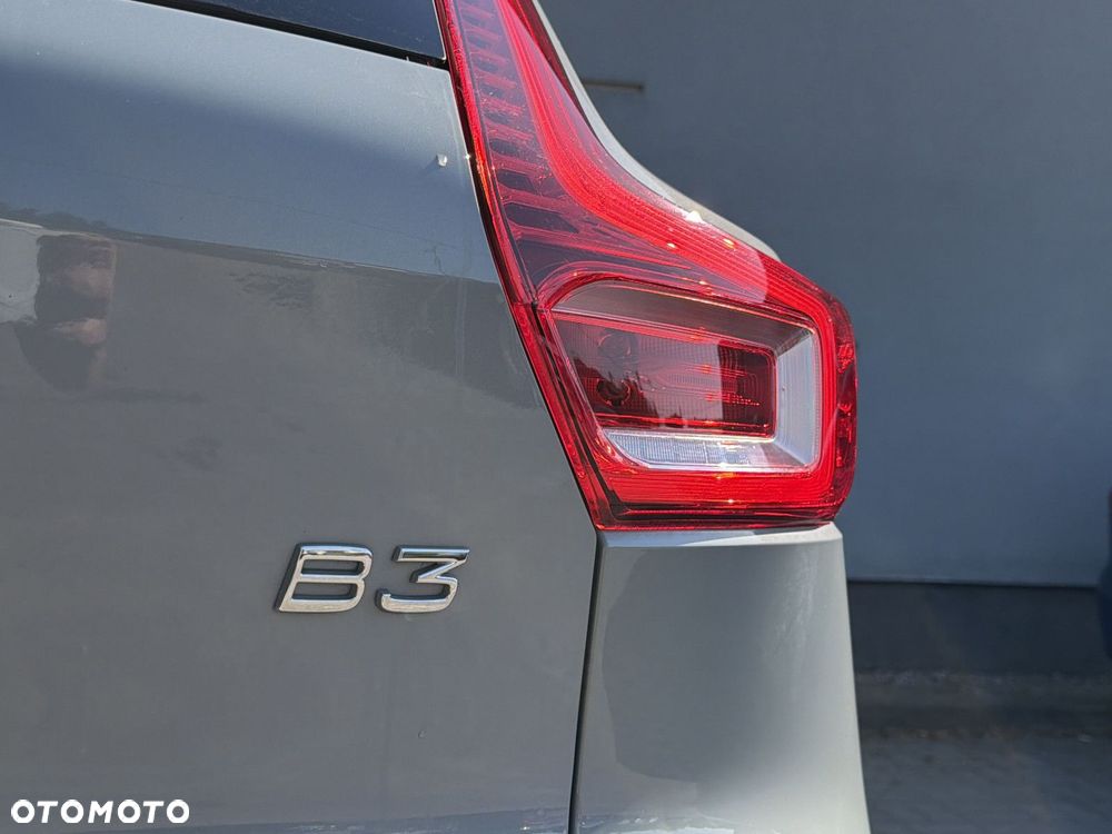 Volvo XC 40 - 33