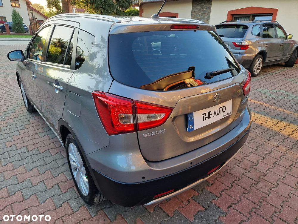 Suzuki SX4 S-Cross 1.4 T Elegance 4WD - 33