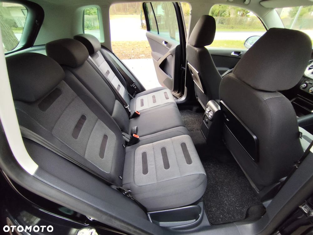 Volkswagen Tiguan - 24