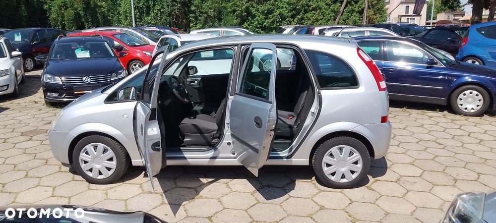 Opel Meriva ver-1-6-16v-cosmo-easytronic - 5