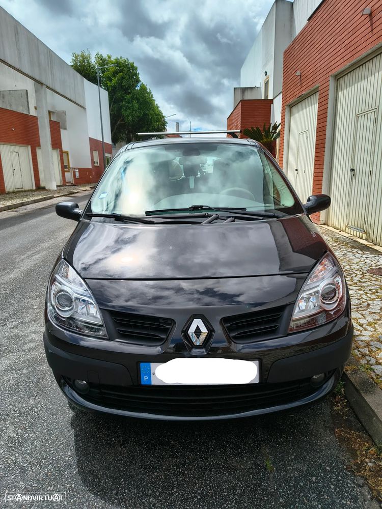 Renault Grand Scénic dCi 110 FAP Dynamique - 2
