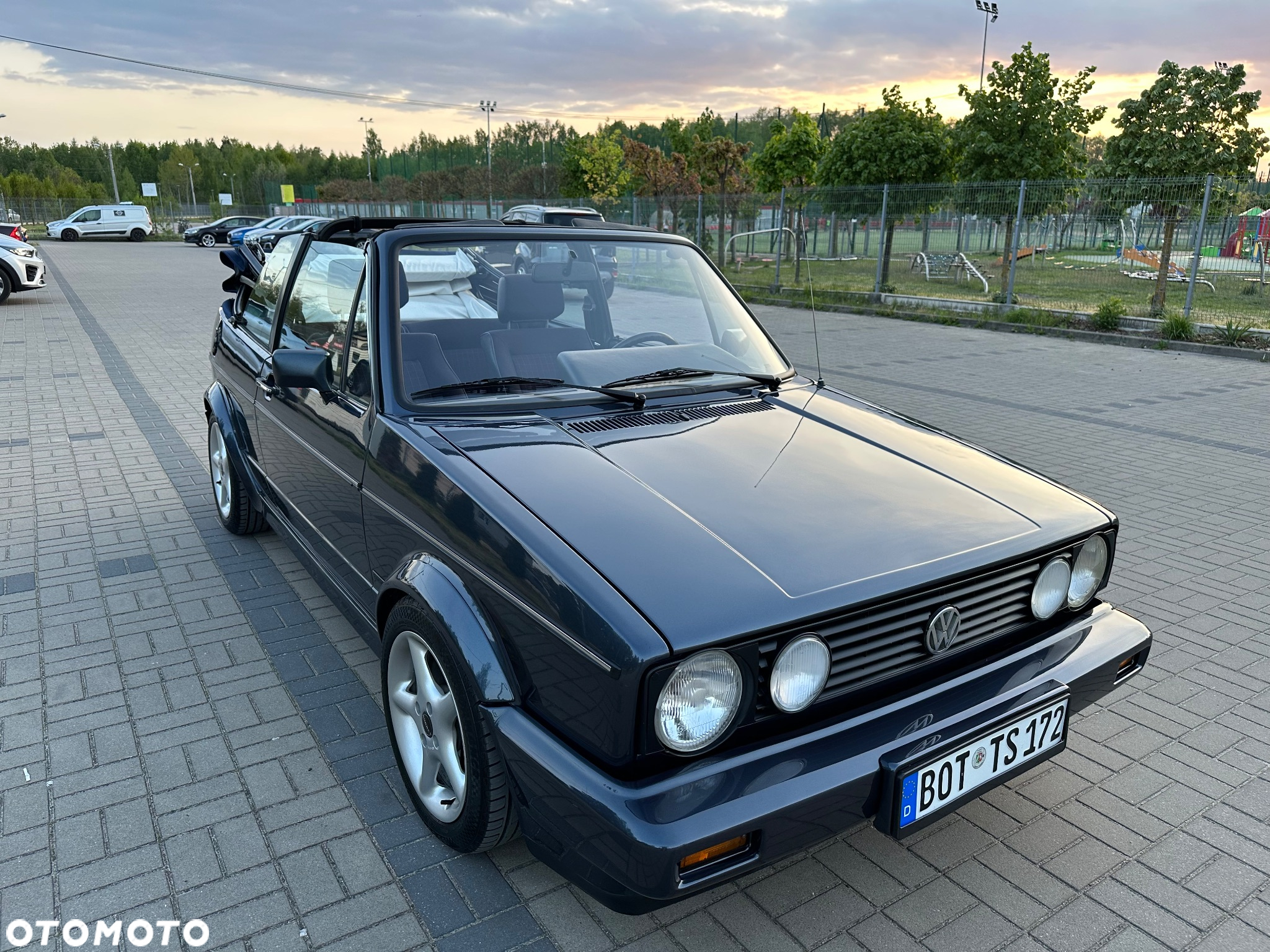 Volkswagen Golf 1.6 GL - 4