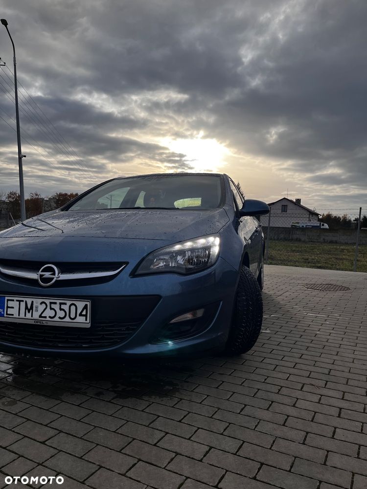 Opel Astra - 4