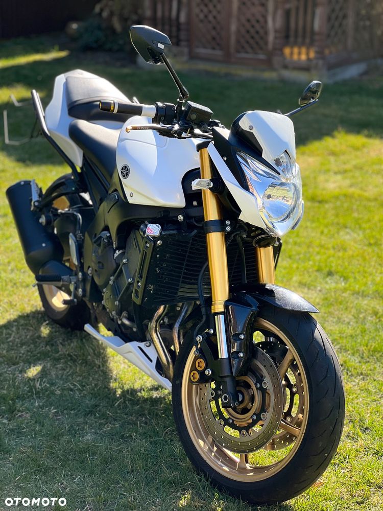 Yamaha FZ8 - 8