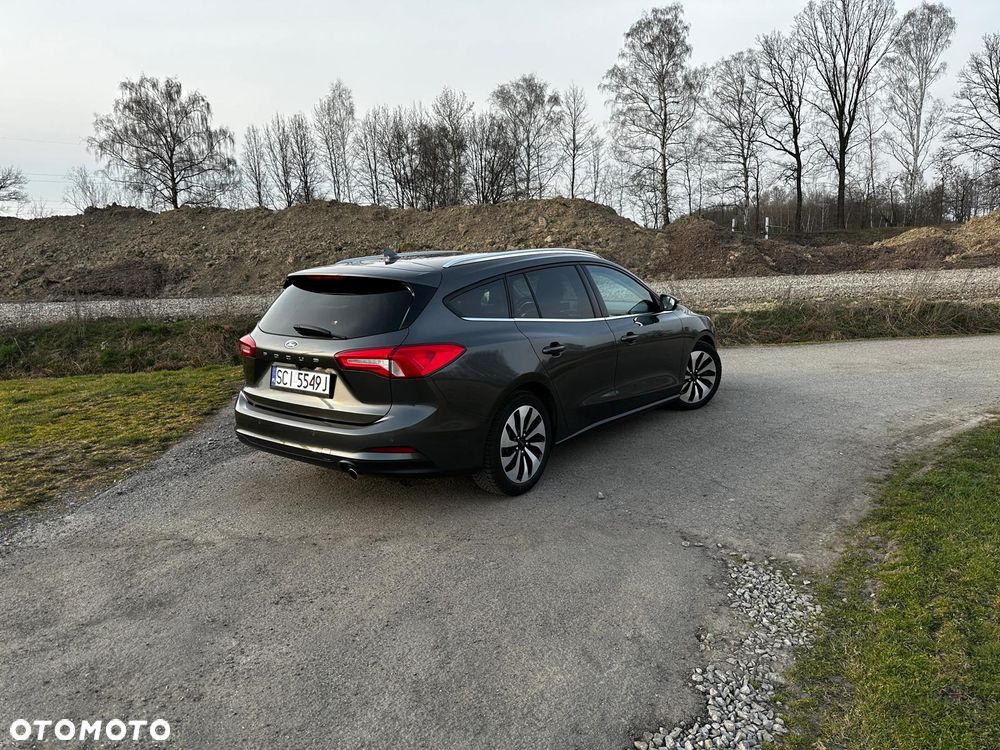 Ford Focus 1.5 EcoBlue Start-Stopp-System TITANIUM - 2