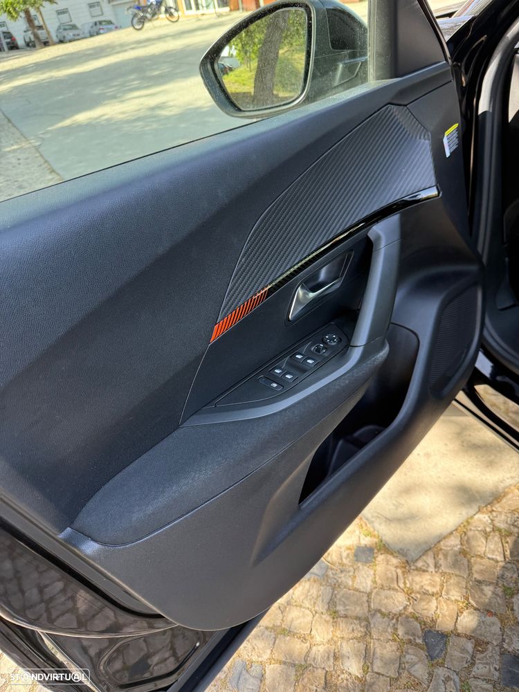 Peugeot e-2008 Active Pack - 9