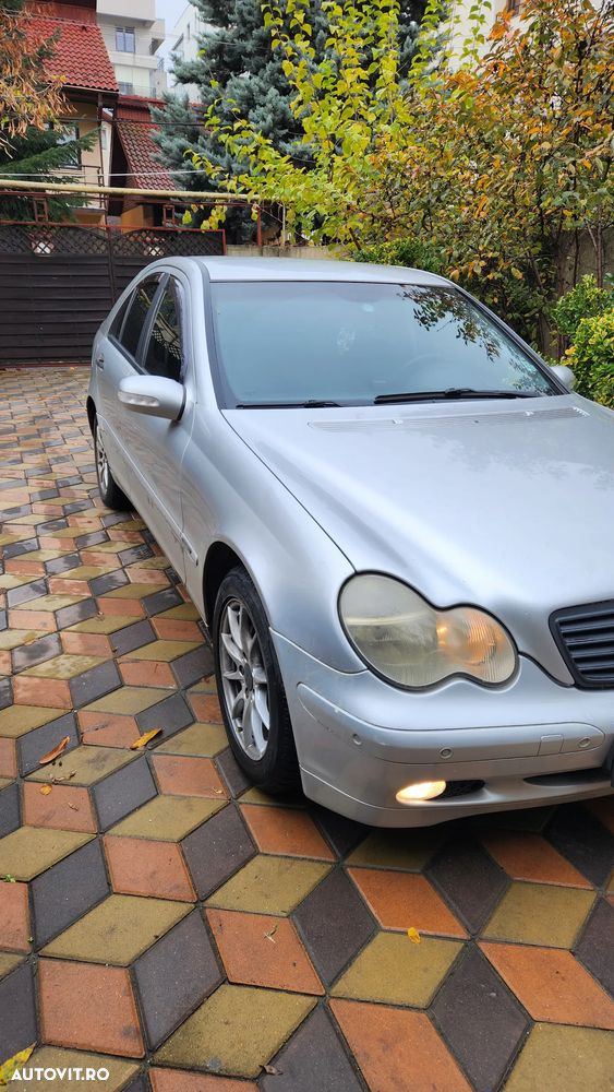 Mercedes-Benz C - 5