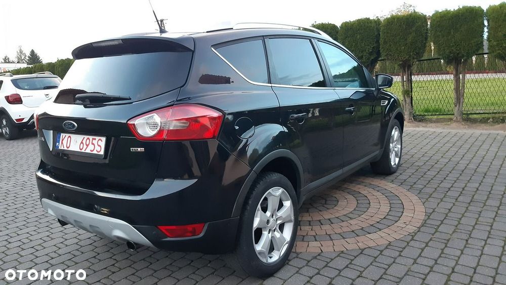 Ford Kuga 2.0 TDCi 2x4 Titanium - 27