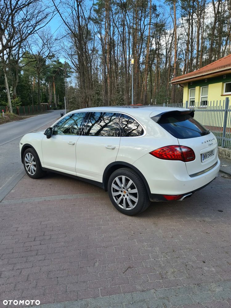 Porsche Cayenne - 26