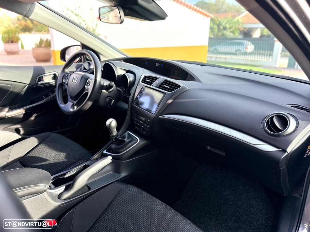 Honda Civic 1.6 i-DTEC Elegance Connect Navi - 23