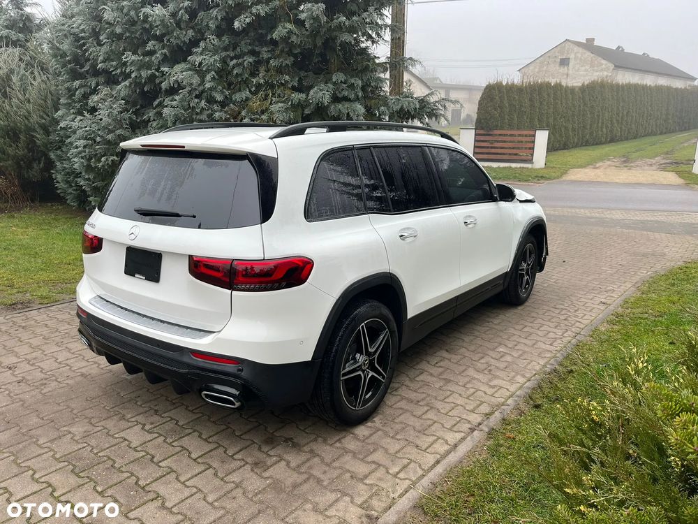 Mercedes-Benz GLB 250 8G-DCT AMG Line - 4