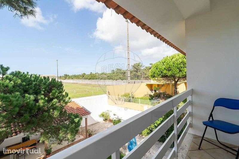 | - Grande imagem: 4/12