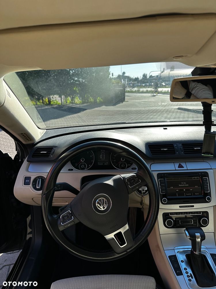 Volkswagen Passat 1.8 TSI Comfortline DSG - 26