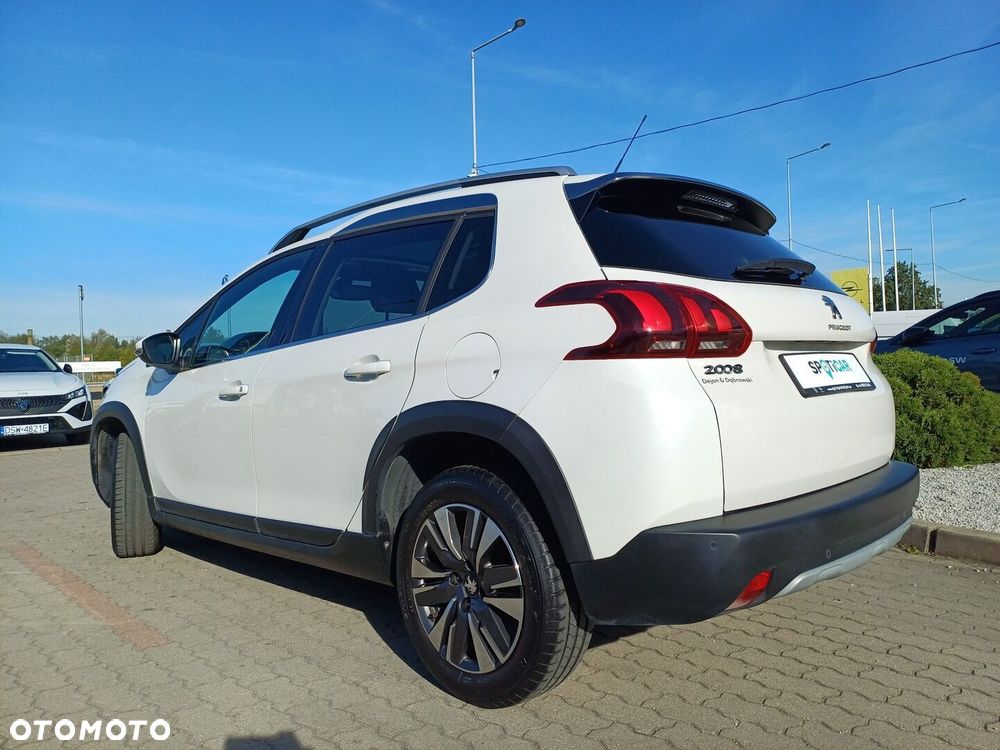 Peugeot 2008 2019 photo 4