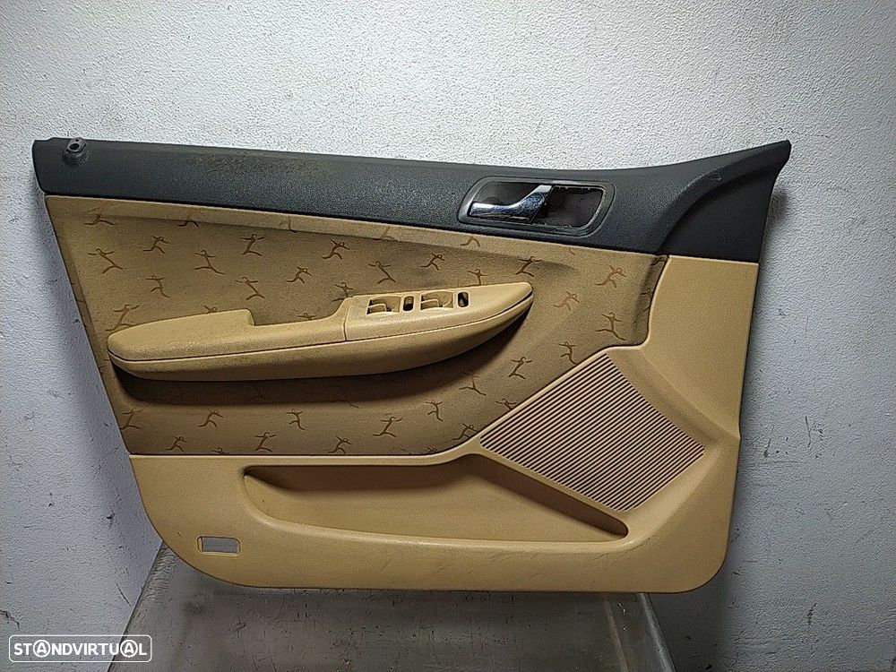 Conjunto De Quartelas / Forra Skoda Fabia I (6Y2) - 1