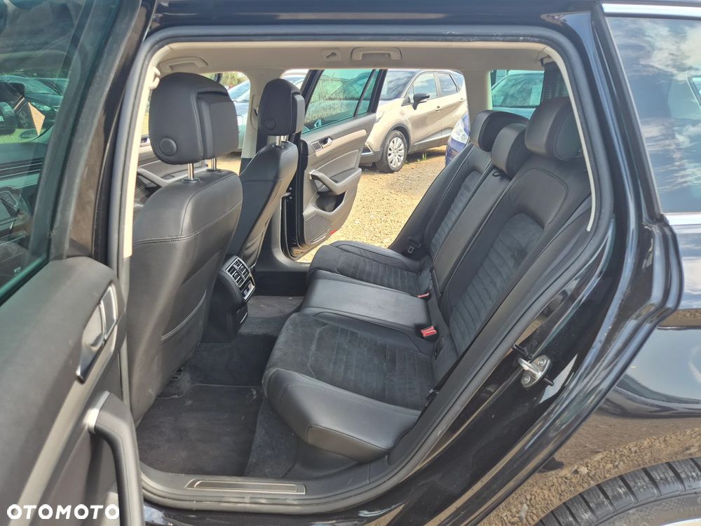 Volkswagen Passat Variant 2.0 TDI SCR DSG (BlueM Tech) Comfortline - 6