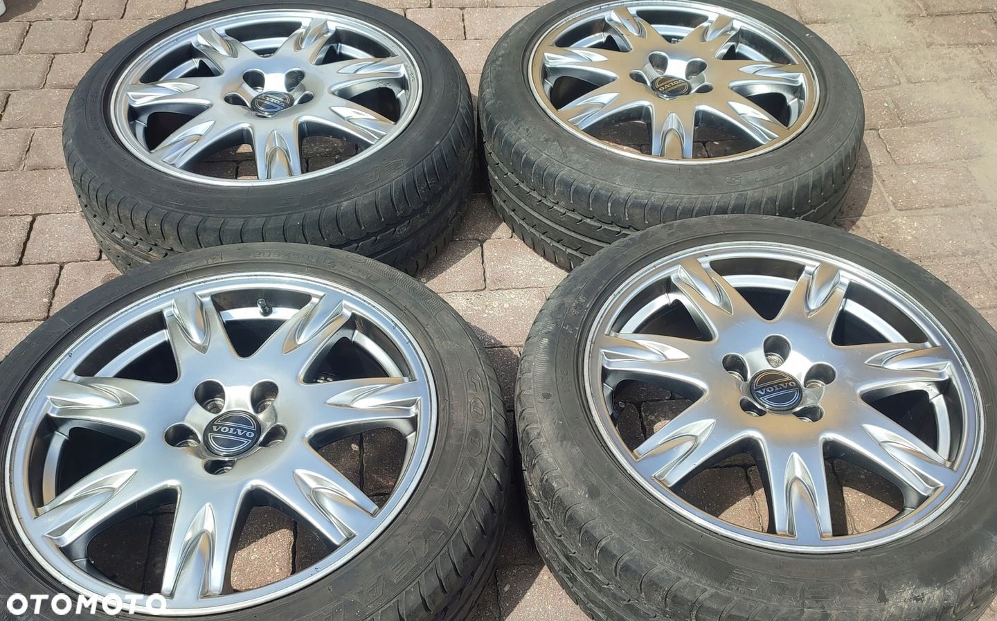 Felgi Aluminiowe Oryg. Volvo 17 Cali 5x108 7,5Jx17 Et49 Piasta Ø65,1mm - 1