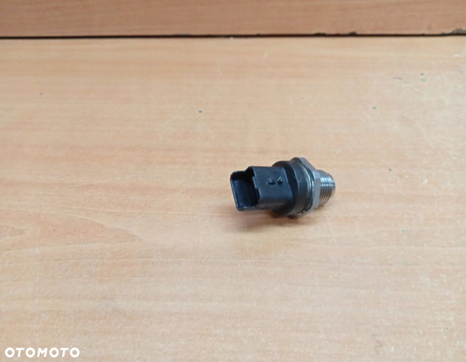 CZUJNIK CIŚNIENIA CITROEN 1.4 HDI 0281006350 - 1